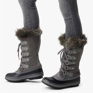 SOREL Women's Joan of Arctic Insulated Waterproof Winter Boots Faux Fur Sz 10.5